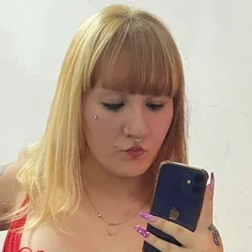 OnlyFans Avatar von Juli your sexy redhead