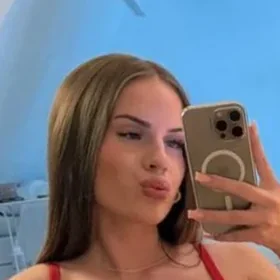 OnlyFans Avatar von Helena
