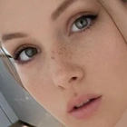 Selena profile picture