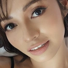 Olivia Snow profile picture