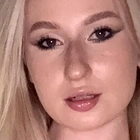 Catie 🍒 FREE profile picture