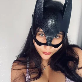 Avatar de OnlyFans de Lola, The girl behind the mask