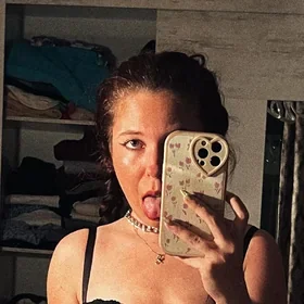 OnlyFans Avatar von RiriSmoking