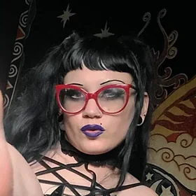 OnlyFans Avatar von Kitty Soames