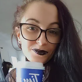 Avatar do OnlyFans de Saphira Veil