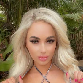 OnlyFans Avatar von Lorin Roze