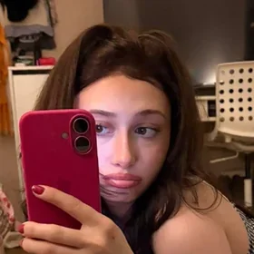 OnlyFans Avatar von Ava Colins