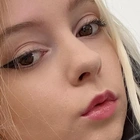 Amber 🌹 profile picture