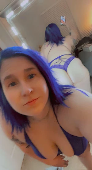 Blue hair don’t care 💙