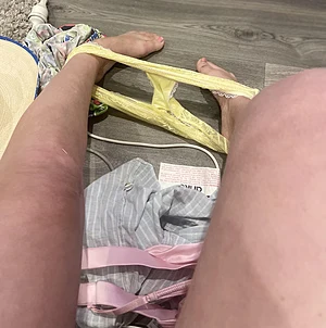 Long Australian outdoor legs