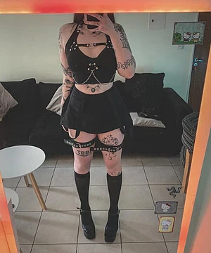 Your surrender fuels my dominance. What are you willing to relinquish today? ⛓️😈💋