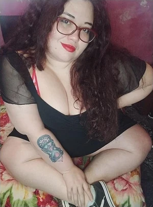 50% off on the onlyfans of this nerdy BBW that you'll love