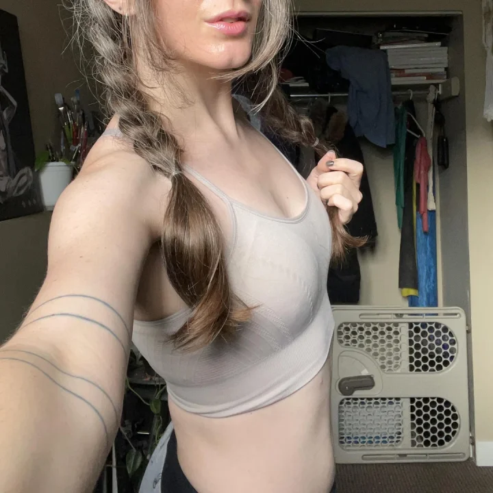 Petite brunette solo creator