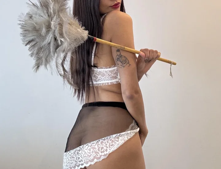 My toy wasn’t enough tonight… I need the real thing – Bh Foto von Aura (@auramyst)