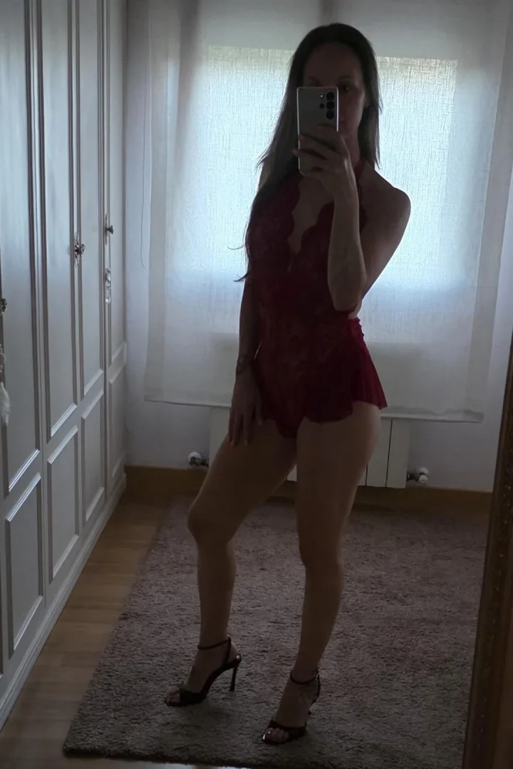 Me gusta el sexo misterioso – Shoes picture of Lana (@lanaalivee)