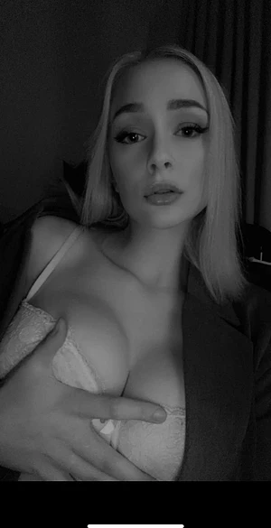😘