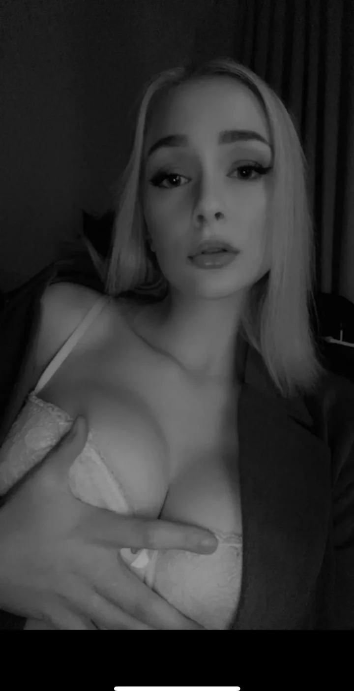 😘