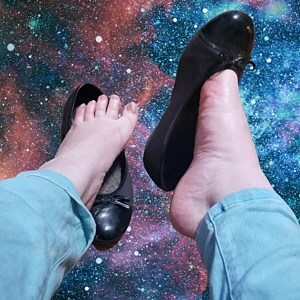 Ah. When He makes $2k in a day for Me I get so 💦💦 wet. Thats why He gets to touch My feet and you just get to send to see them. 😏🤭