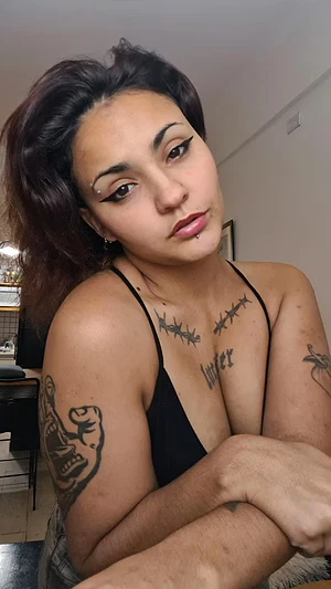 Cat's gaze 🫦 your new addiction