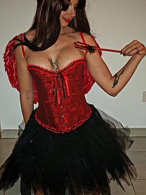 Ivy's pic #9