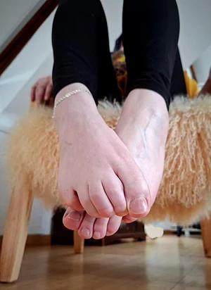 Your Scottish Alabaster Foot Goddess Awaits