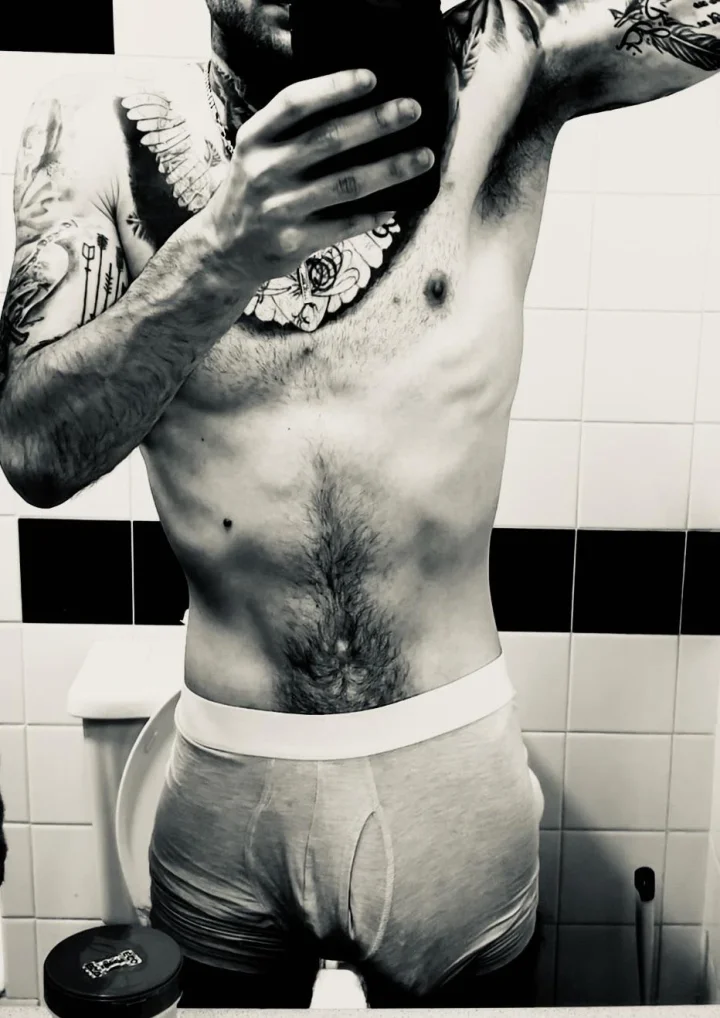 Greyscale picture of theonlysean