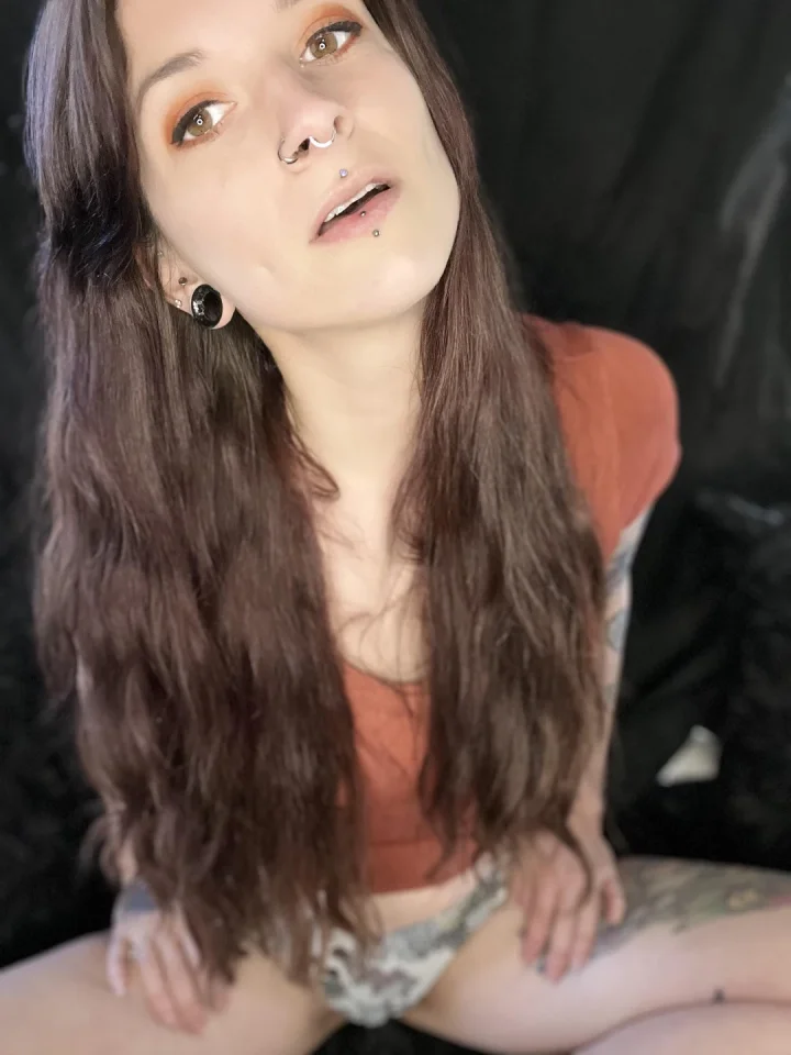 Very long hair picture of Rubyeyes