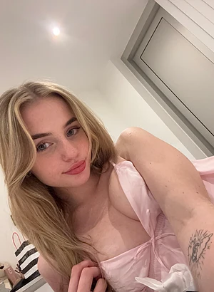 𝕁𝕌𝕃𝕀𝔼 Homewrecker 👸🏻's pic #574
