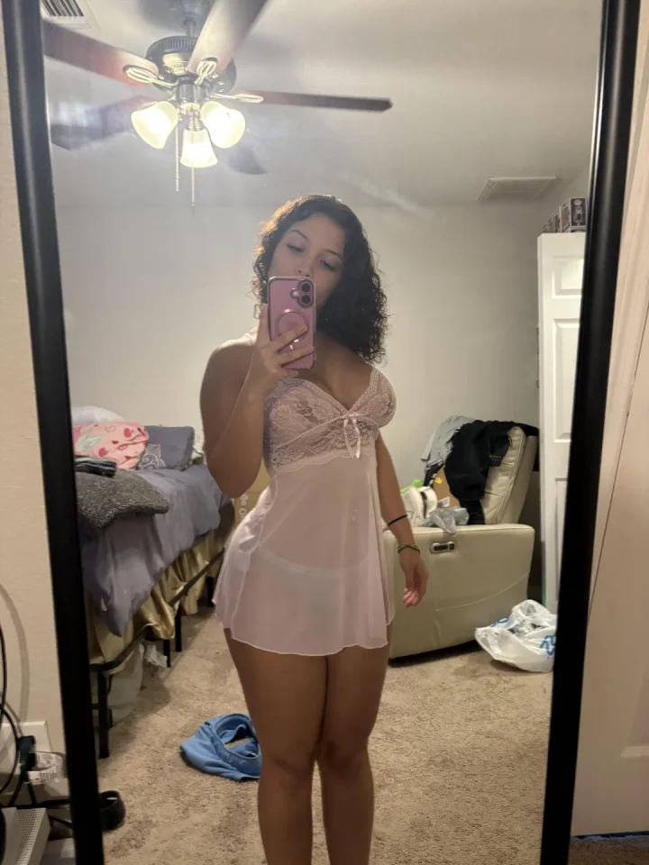 Lingerie picture of Kat 😚❤️
