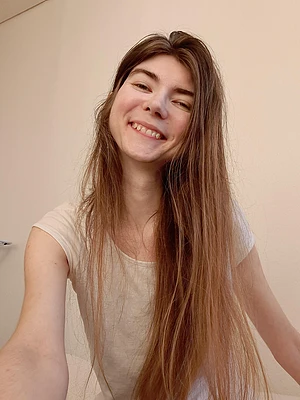 The cutest on OF 😊 CUSTOMS and CALLS open, FREE and VIP page with NO PPV. Feet, findom, giantness and much more, kinky friendly