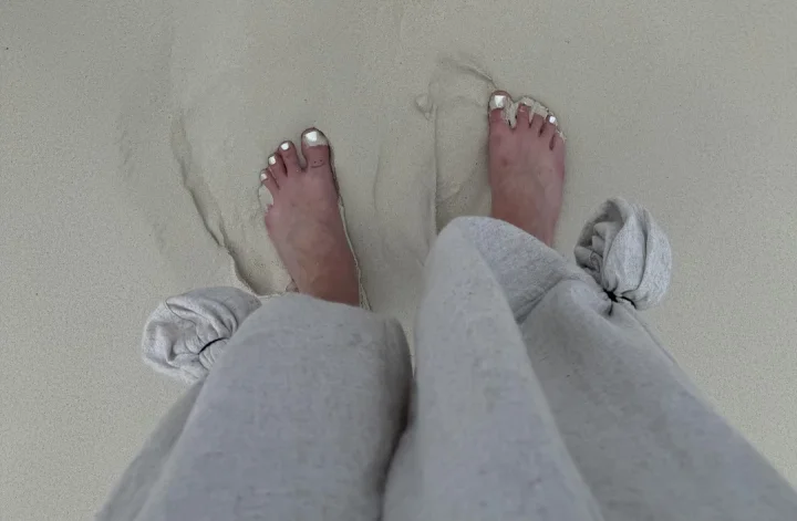 Foot focus picture of Lyds