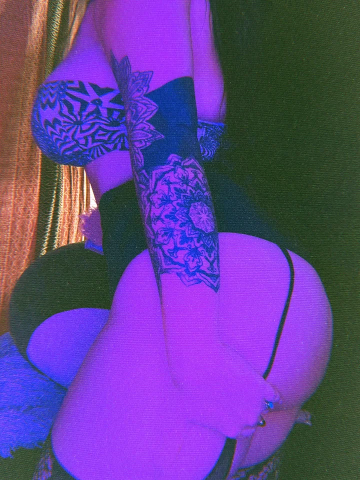 𝒗𝒆𝒏𝒖𝒔