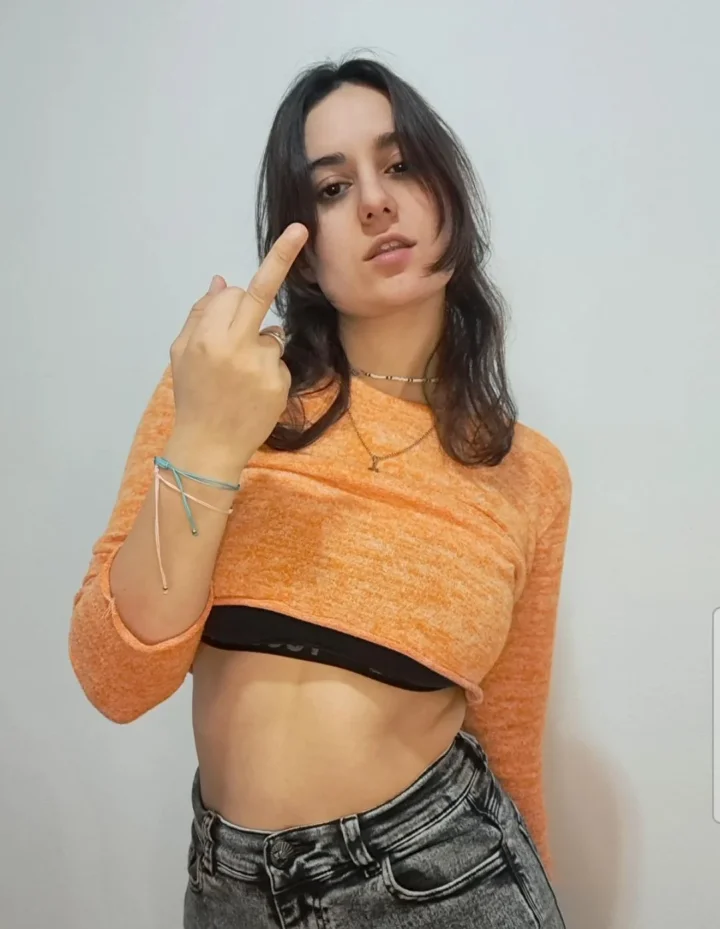 Do you like brunette girls?