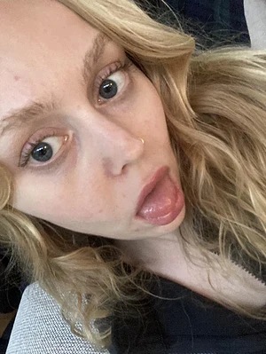 I want you to cum on my face