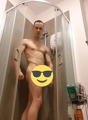 31 [M] UK Free to subscribe :)