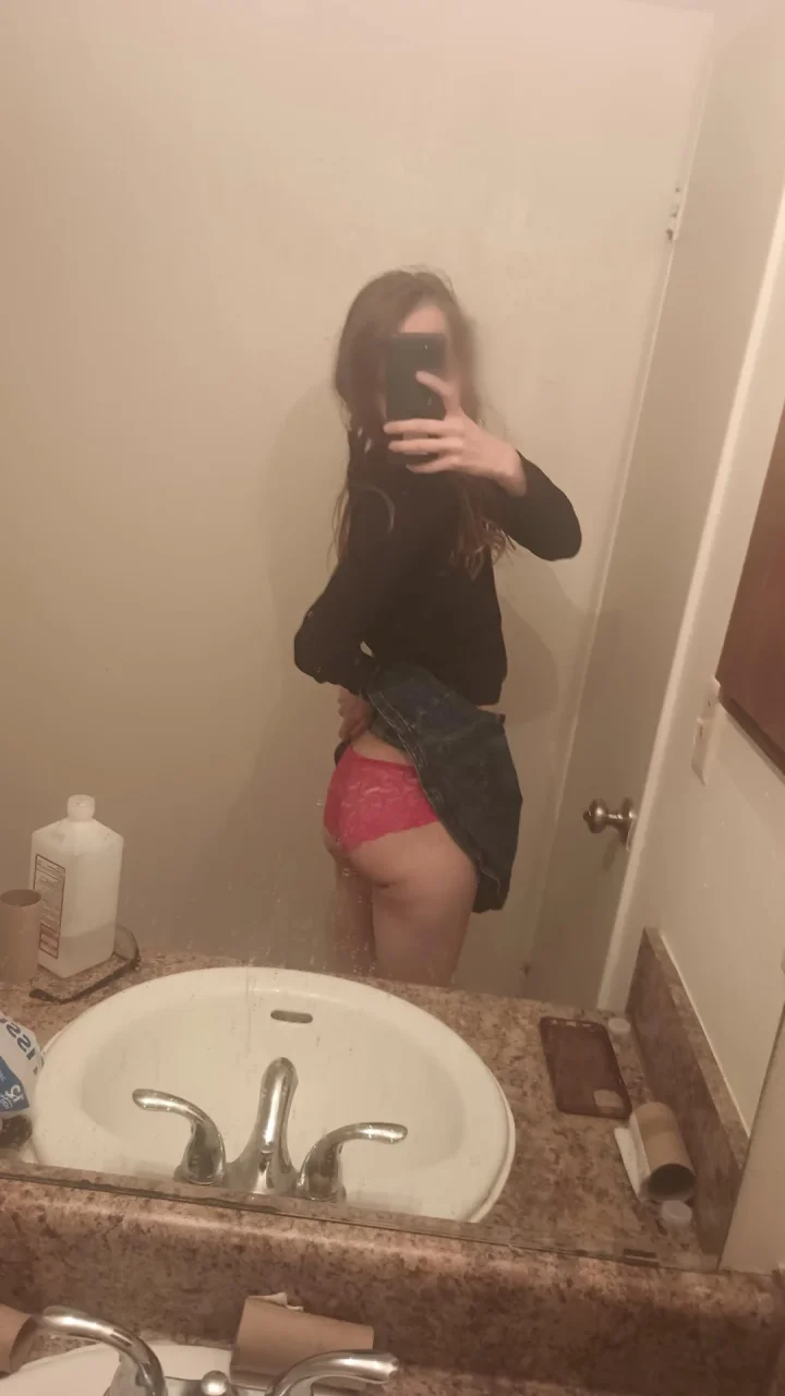 Hey there I am 5'4