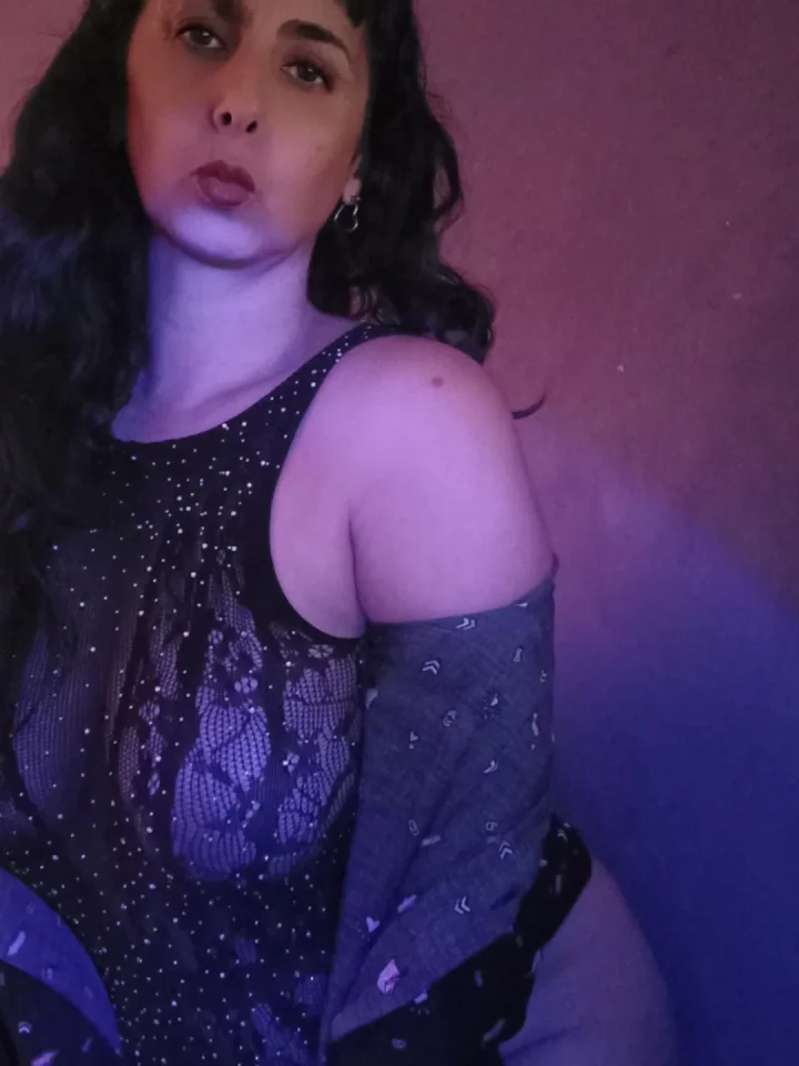Do you like mature girls?