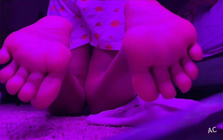 Feet Soles