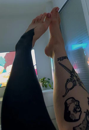 You’ve unlocked the bottom… want to see the top? 🔥🔓🥵