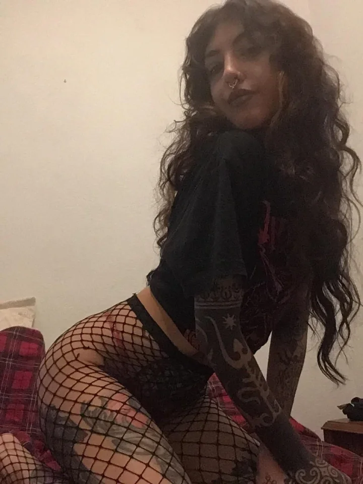 I’m your tattoo artist fantasy🏹