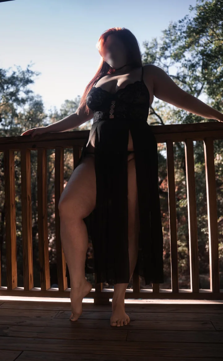 Do I make a sexy goddess?