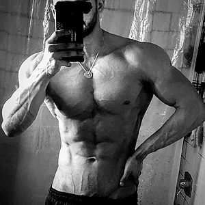 22 [M4F]#Pennsylvania- who wants to get stuffed with 8 inches?