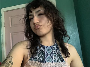 Smoochy gurl 🤎