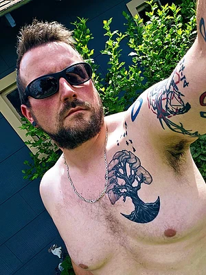 Been Working on Myself after weighing over 300 pounds. Come see the progress!