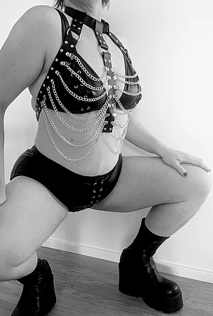 Festival or bedroom ready?🔥