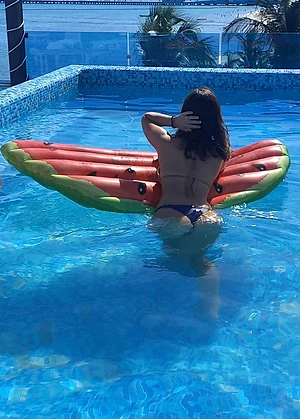 Amazing weekend. Sunny rooftop, ocean view and me enjoying juicy watermelon