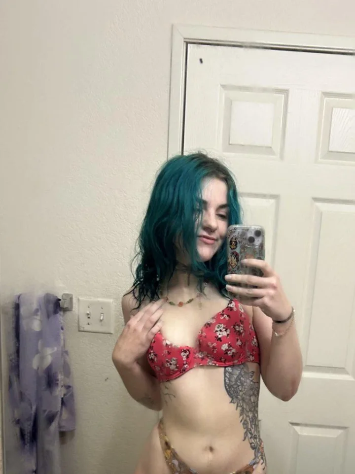 You’re fav green haired girly :)) 35% off for the next ten