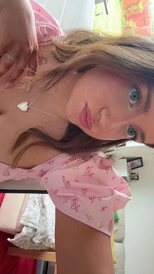 Feeling pink today 🩷