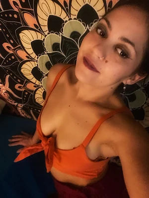 Maya whisper's pic #3