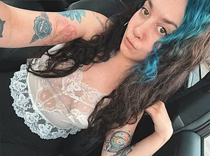 cum play with a real life mermaid 😉